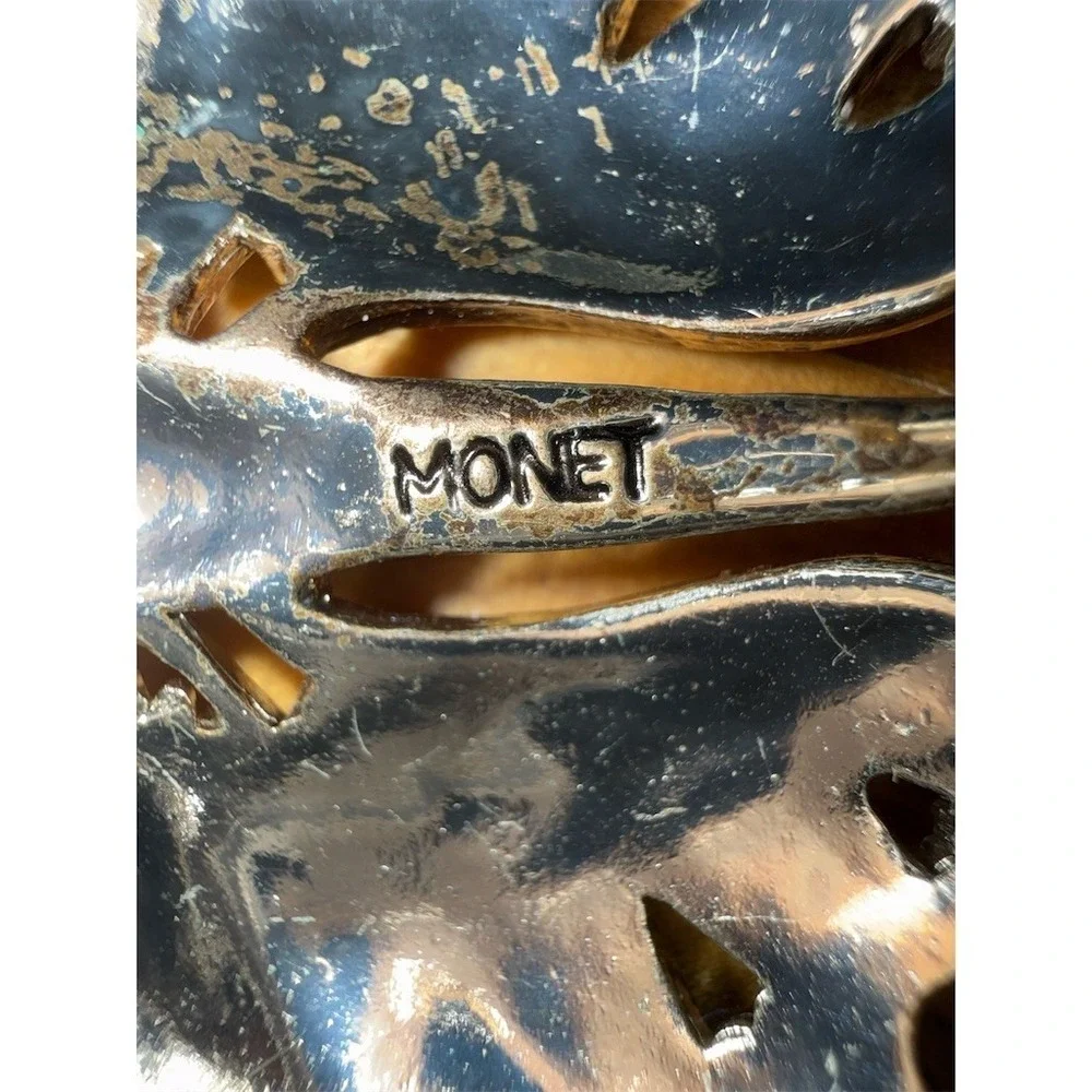 Monet secondary set this